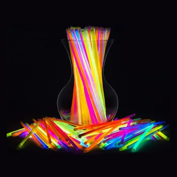 20/50/100Pcs Colorido Varas do Fulgor Luminoso Colar de Pulseiras Neon para o Aniversário Festa de Halloween Decoração Concerto de Fluorescência de Luz
