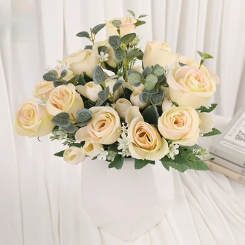 Flores artificiais de Seda Branca Rosas Vintage Noiva Segurando o Buquê Vasos para Decoração de Natal Decorativos do Casamento Falso Plantas